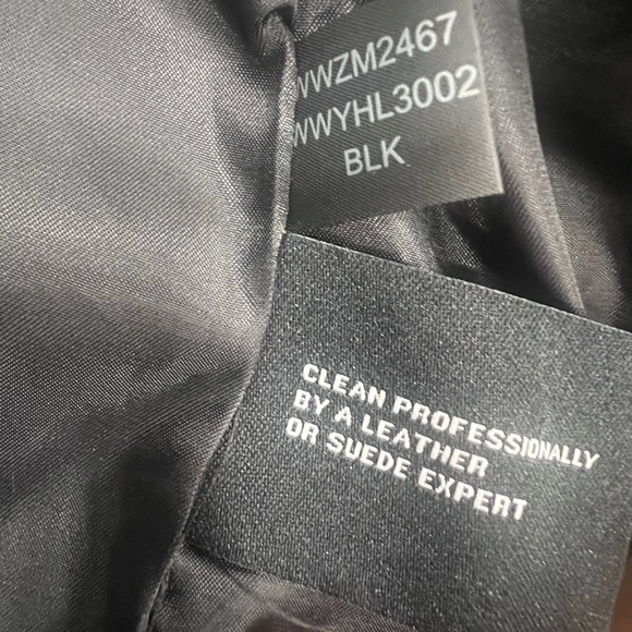 Black Leather Nora button down trench - Picture 5 of 15